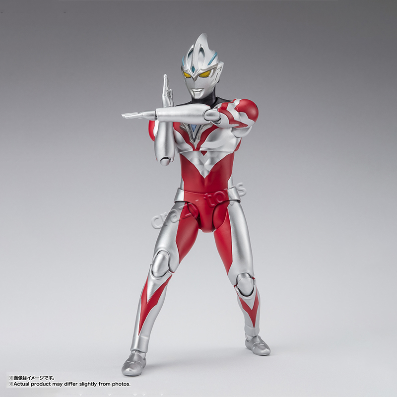 【In stock】Bandai Original SHF  - огляд і ціна Model Kit Ultraman