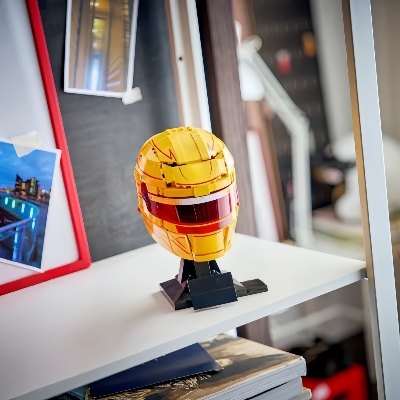 2026 New Yellow Racing Car Hel - огляд і ціна Model Kit Competition