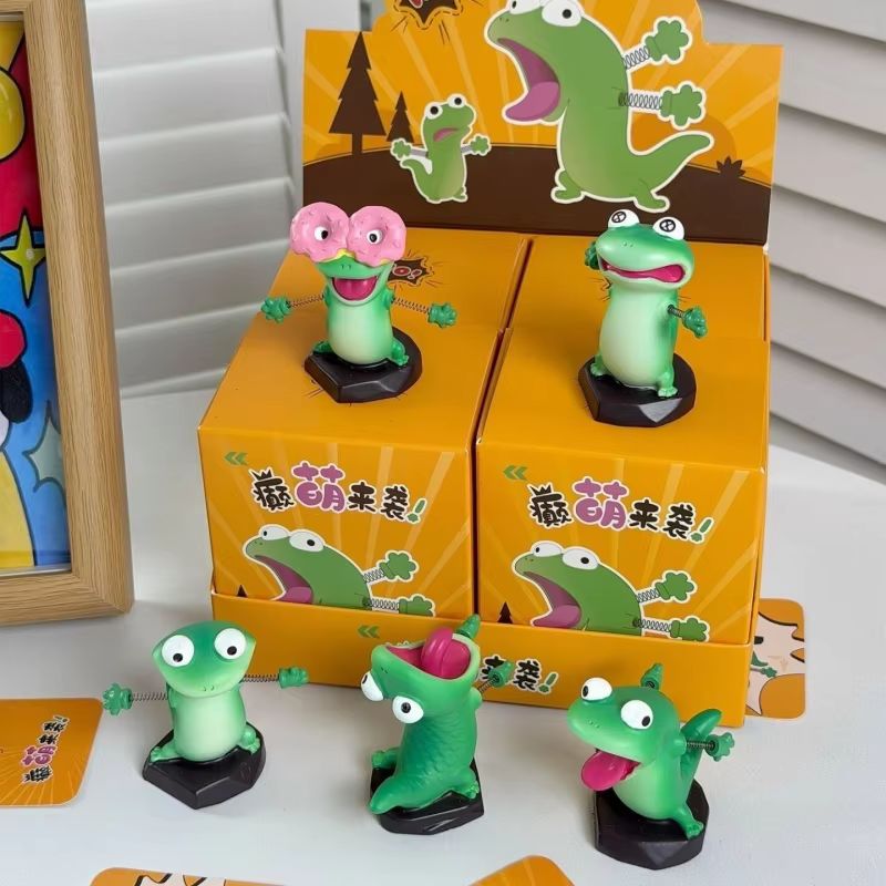 In Stock High quality Hoppers  - огляд і ціна Model Kit Lizard