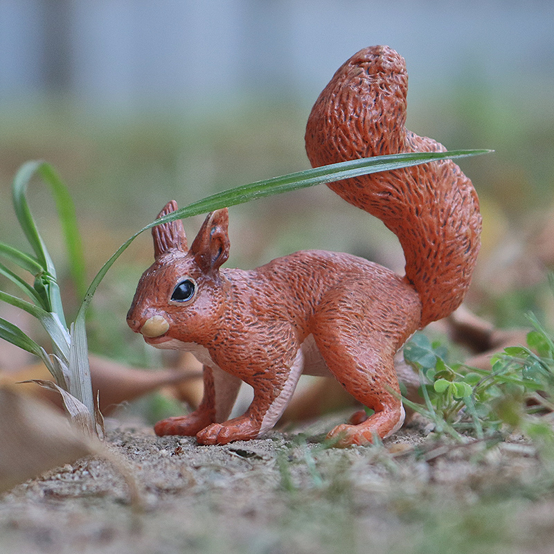 Oenux Farm Wild Model Simulati - огляд і ціна Model Kit Lizard