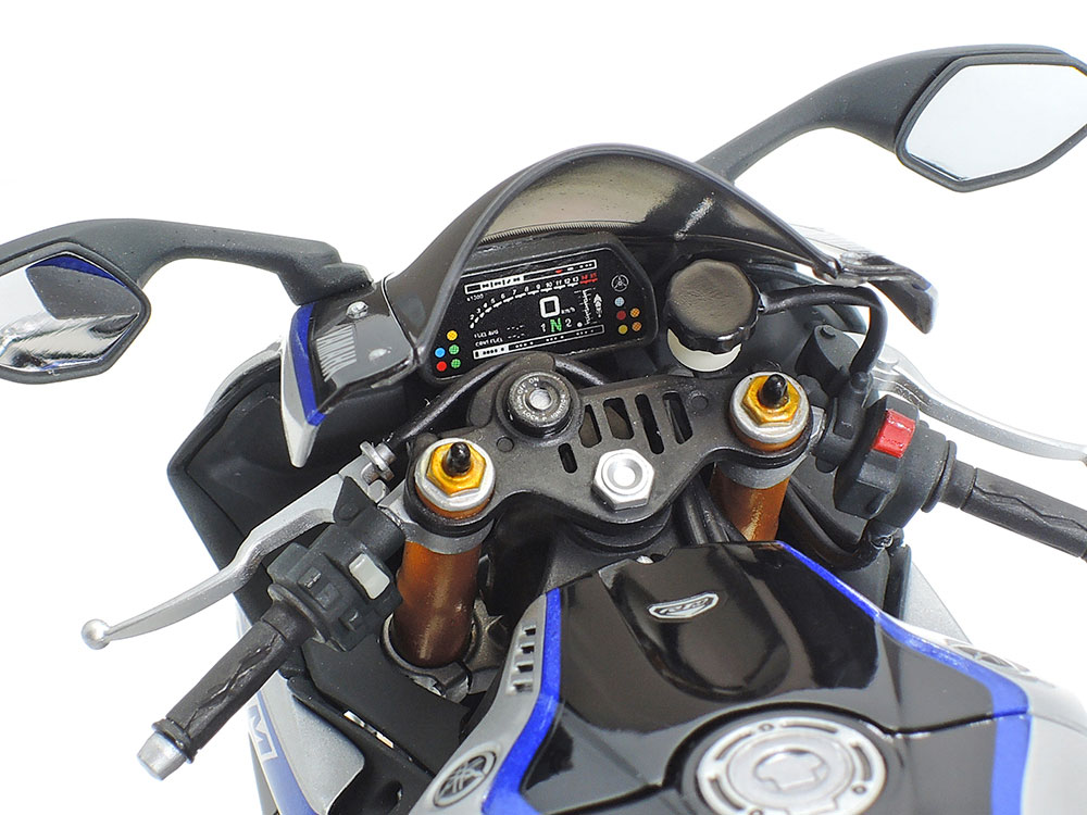 Tamiya 14133 1/12  YZF-R1M Rac - огляд і ціна Model Kit Yamato Space